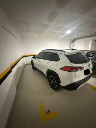TOYOTA COROLLA CROSS 1.8 VVT-I HYBRID FLEX XRV CVT TOYOTA COROLLA CROSS 1.8 VVT-I HYBRID FLEX XRV CVT